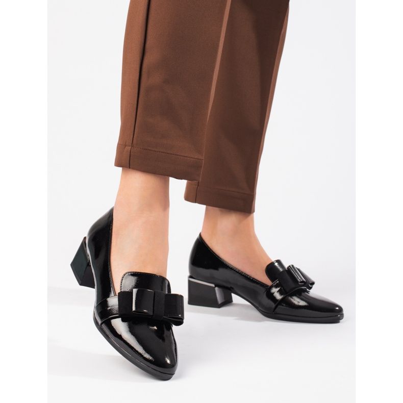 Women's lacquered high-heeled shoes with a black bow Vinceza 1 Women's lacquered high-heeled shoes with a black bow Vinceza 1