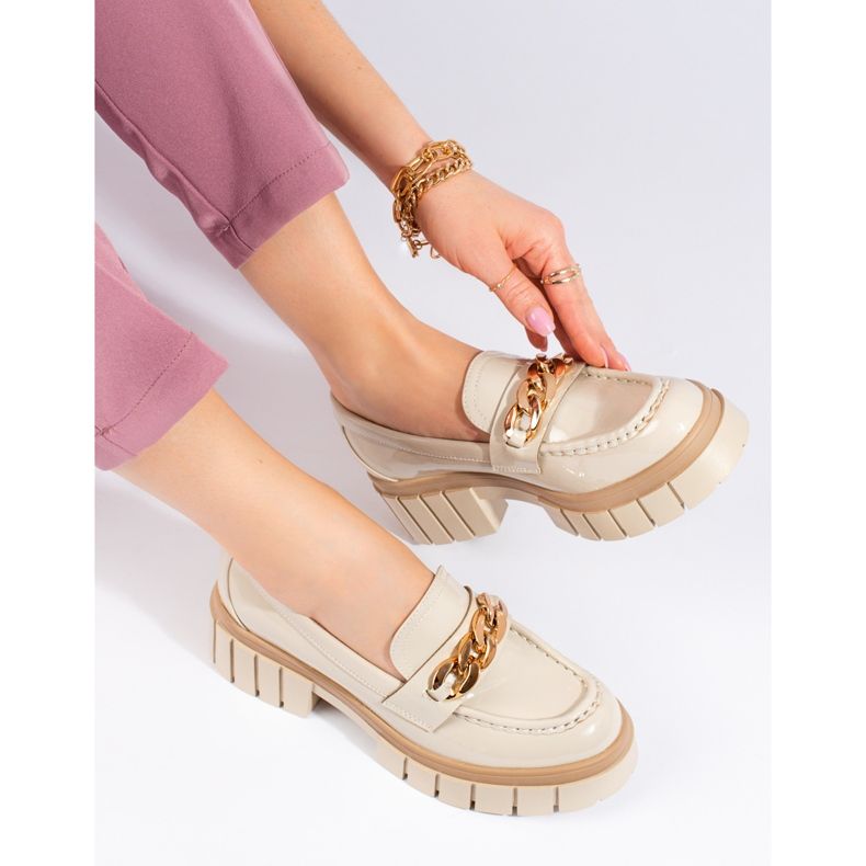 Women's lacquer loafers with a Shelovet chain beige 2