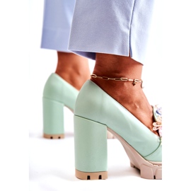 Inna Women's pumps with a smooth green ornament 3