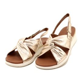 Caprice Platino Metal Leather Sandals 9-28300-20 959 golden 5