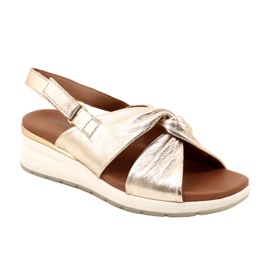 Caprice Platino Metal Leather Sandals 9-28300-20 959 golden 3