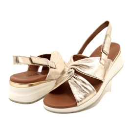 Caprice Platino Metal Leather Sandals 9-28300-20 959 golden 6