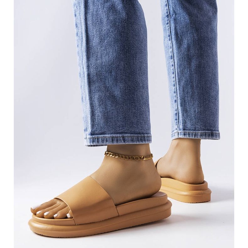 Brown platform sandals from Paquette 1