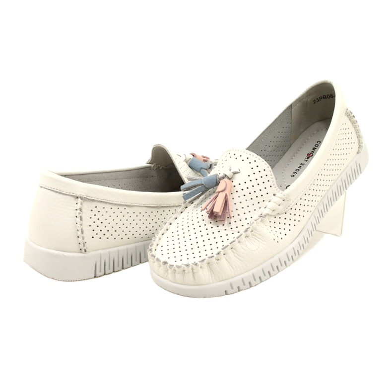 Fashionable Openwork Moccasins With Fringes Evento 23PB08-5372 White 4