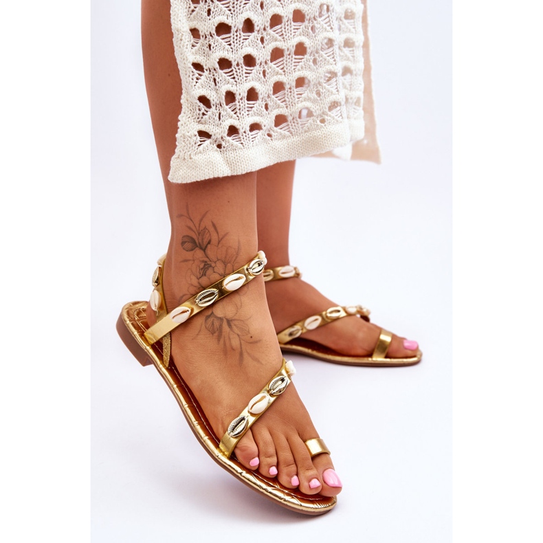Women's Sandals With Decorative Shells Golden Verdem 1