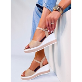 BM Dirado Beige wedge sandals 2