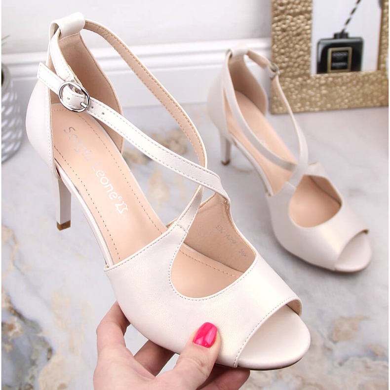 Elegant women's pearl sandals Sergio Leone SK429 beige 1 Elegant women's pearl sandals Sergio Leone SK429 beige 1