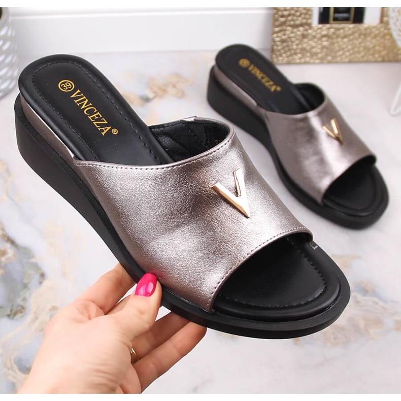 Women's wedge sandals with elastic metallic silver Vinceza 17247 1
