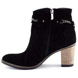 Olivier Boots with chain Megi black 1
