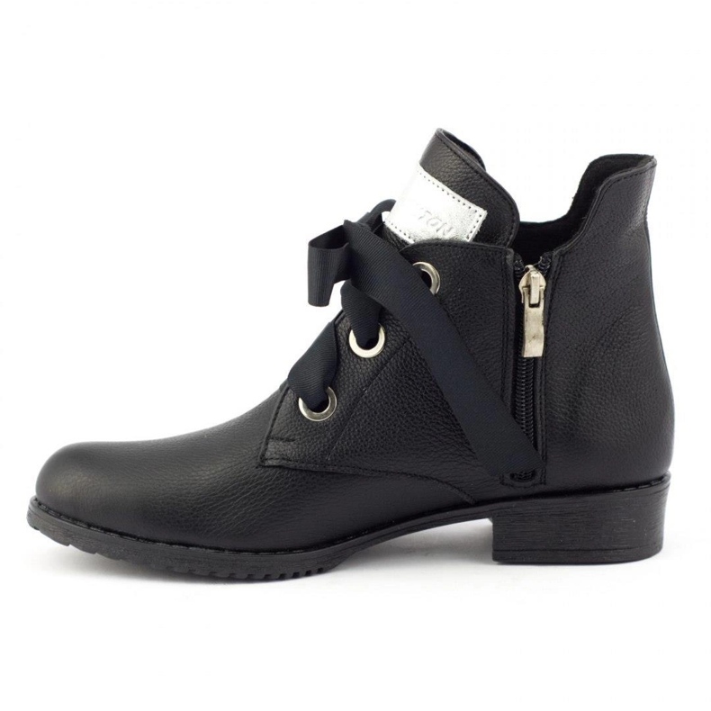 Olivier Boots with a ribbon, insulated Flora with black grain 1