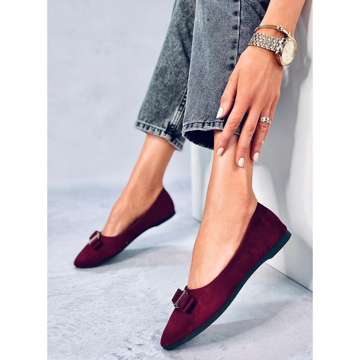 Wine online red flats