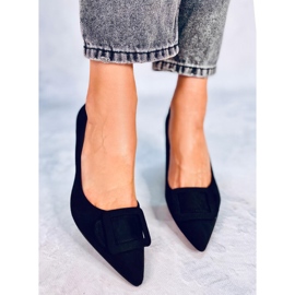 Pumps on a Fiona Black stiletto heel 1 Pumps on a Fiona Black stiletto heel 1