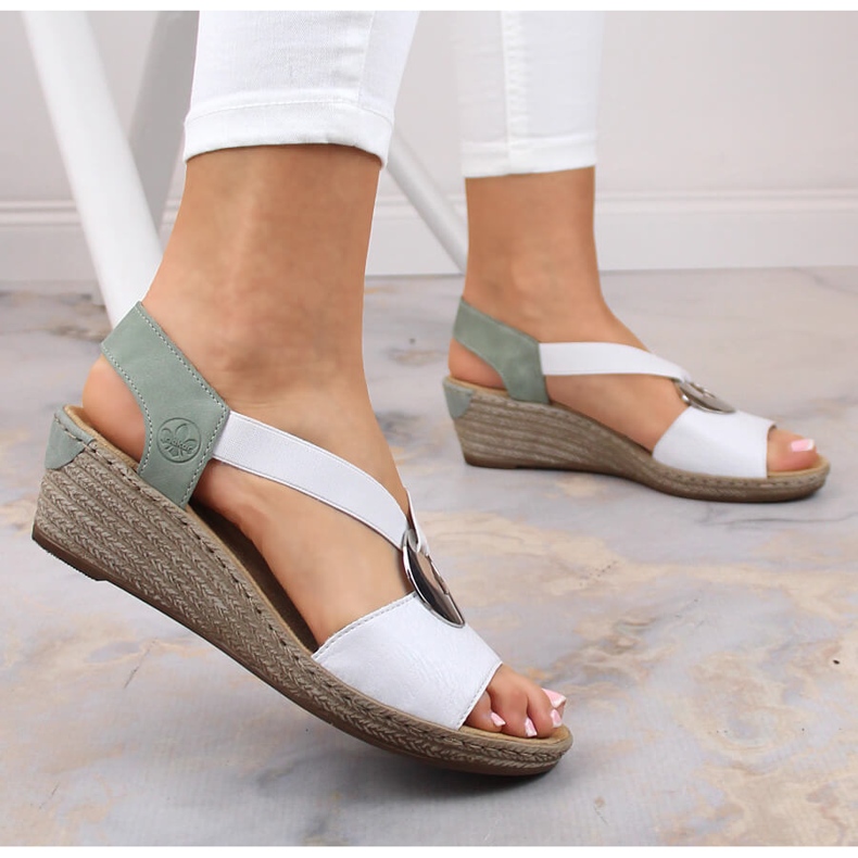 Comfortable women's wedge sandals Rieker 624H6-80 white 2