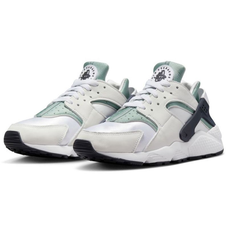 Mint shop green huaraches