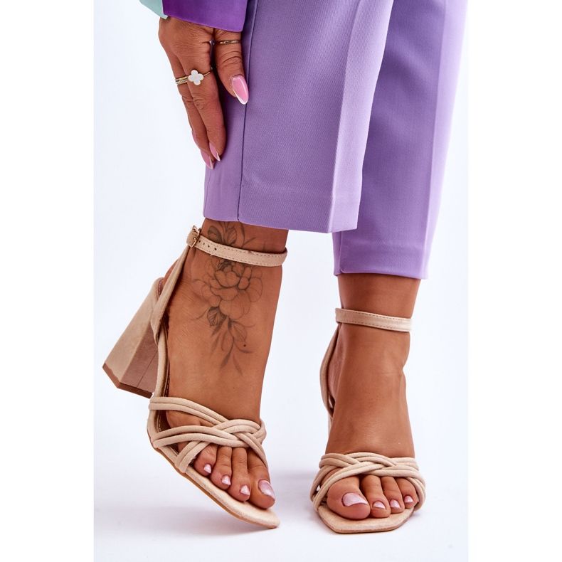 Classic Suede Sandals Beige Bernett 1