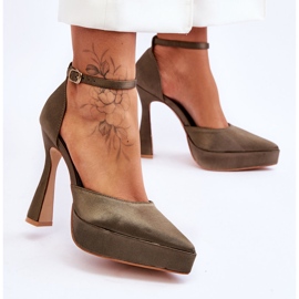 Fashionable Pumps On A Wide High Heel Dark Green Madness 2