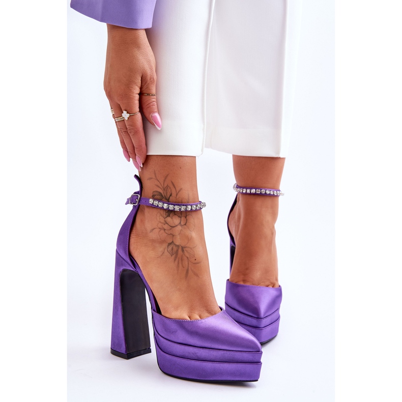 Fashionable Pumps On A Heel Purple Santoro 1