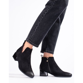 Black suede Vinceza boots 2