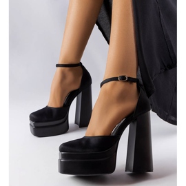 BM Black high heel pumps from Romines 1