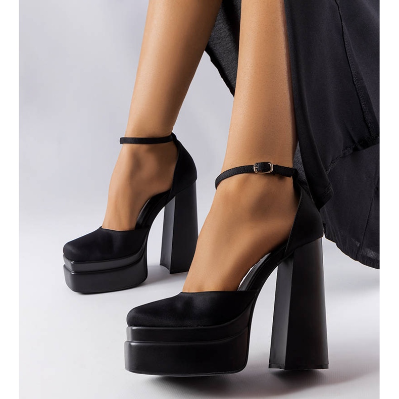 BM Black high heel pumps from Romines 1