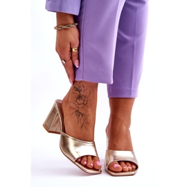 Women's Leather Classic Flip-Flops Metallic Gold golden 1