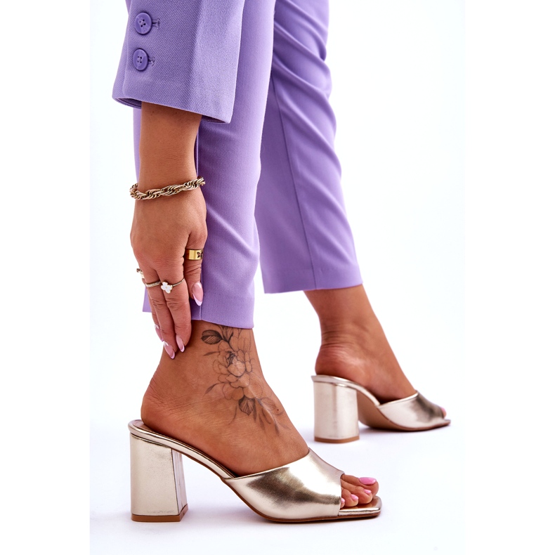 Women's Leather Classic Flip-Flops Metallic Gold golden 3