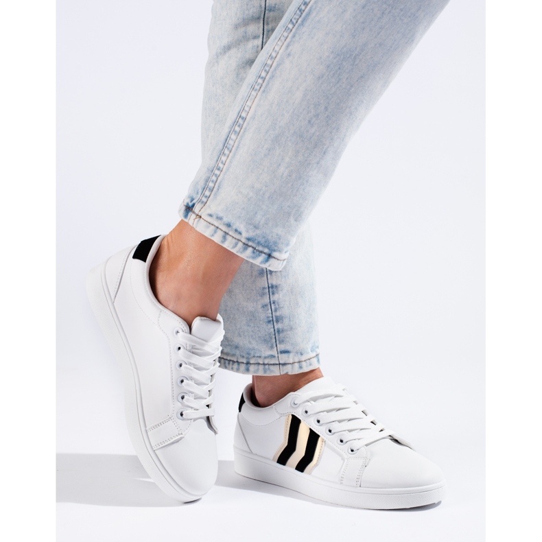 Shelovet white classic sports shoes 1