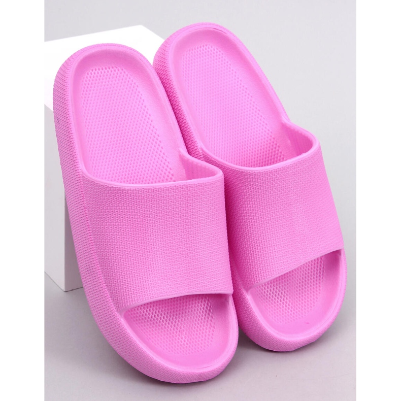 BM Rubber slides from Ritter Pink 1