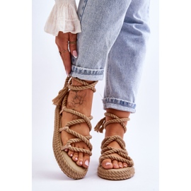 Tied Sandals On A Chunky Platform Dark Beige Can't Wait 1