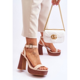 Leather Sandals On A Chunky Platform Beige Marina 2