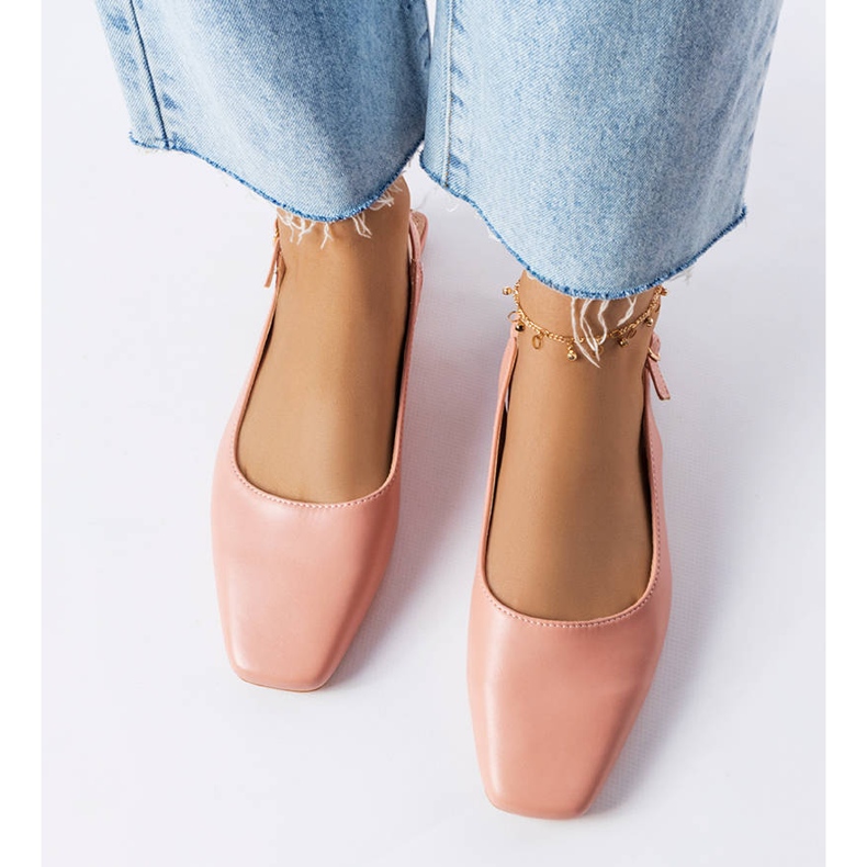 Pink closed-toe sandals 1