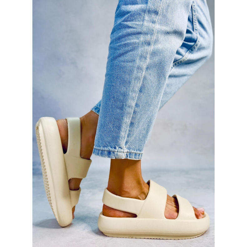 Boddie Beige rubber sandals 2