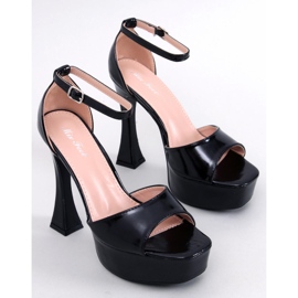 Platform sandals Akiva Black 1