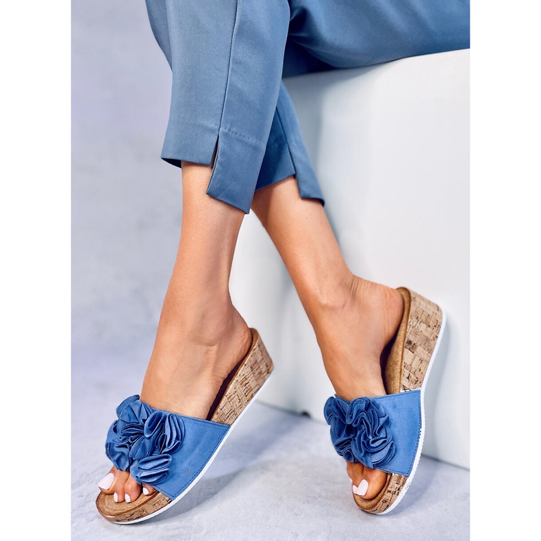 BM Wedge sandals with flowers Peluso Blue 2