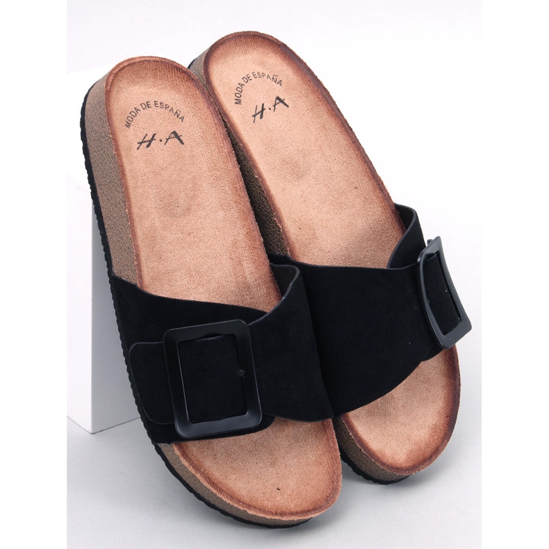 Darke Negro buckle slides black 1