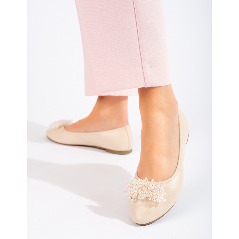 W. Potocki Women's beige ballerinas with a pearl decoration from Potocki 2