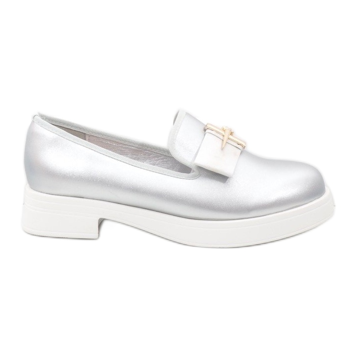 Silver slip-on shoes on the JFL656-2 
